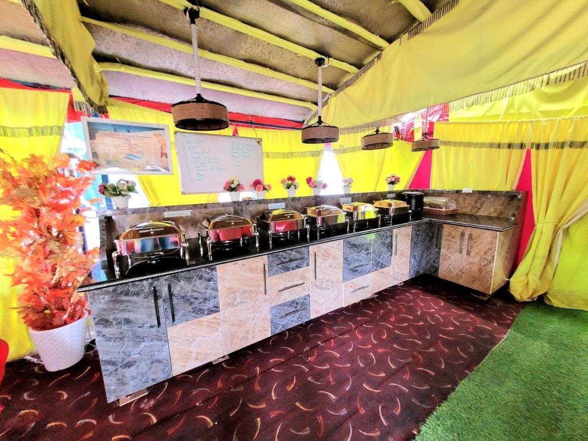 Aziz Palace Group Of Houseboats Srinagar  Luaran gambar