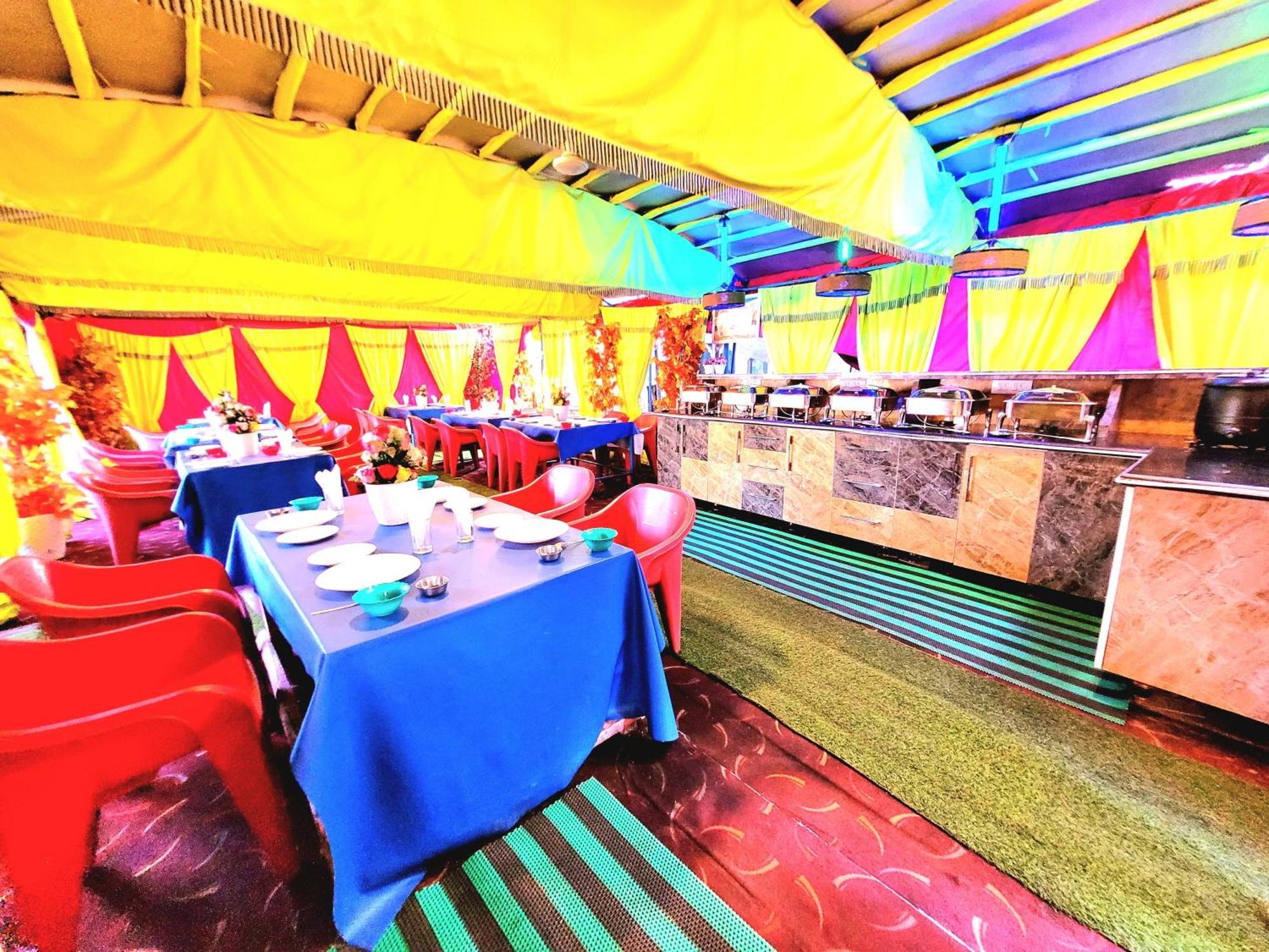 Aziz Palace Group Of Houseboats Srinagar  Luaran gambar